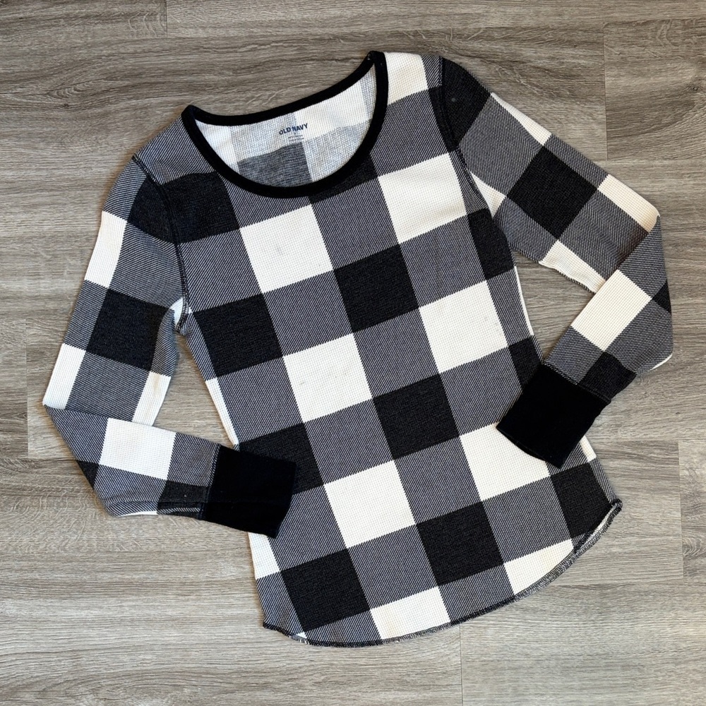 Old Navy black/white plaid pajama top